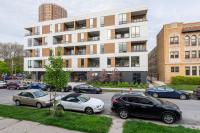 East Side Luxury 1BR Apt - Near Brady St with Balcony and Lounge - B&B Milwaukee