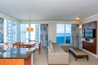 B&B Miami Beach - TRUMP INTL 2 BEDROOM APARTMENT 1600 Sf Ocean and Bay View With Terrace - Bed and Breakfast Miami Beach