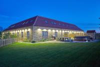 B&B Lincoln - Red Oak Barn, Ashlin Farm Barns - Bed and Breakfast Lincoln