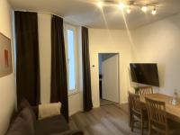 JayBnB - Geräumiges Apartment am Hafen von Dortmund - B&B