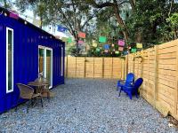 B&B Gainesville - Entirely Private Tiny Home - 1 Mile to UF - Bed and Breakfast Gainesville