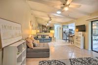 3 Mi to Philippe Park and Pier Stunning Retreat - B&B