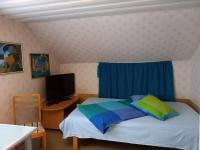 Yö Kotikoivun rauhassa - B&B Kankaanpää