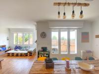 B&B Bidarte - Cozy 6-bedroom surf house Bidart A2L Conciergerie - Bed and Breakfast Bidarte