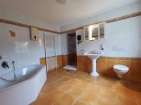 Apartment with Garden View