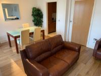 B&B Galway - City Centre Apartment in Galway - 2 Bedrooms - Bed and Breakfast Galway