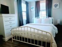 Private Duplex Near BWI Easy Access to I95 - B&B