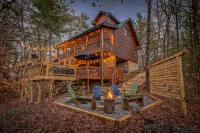 B&B Blue Ridge - New! Treetop Cabin - Hot tub, Firepit & Fast WiFi - Bed and Breakfast Blue Ridge