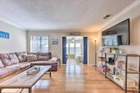 St Simons Island Condo Getaway 2 Mi to Beach - B&B