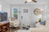 The Bamboo Bungalow - Ferienwohnung Hendersonville