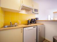 Appartement cosy pour 6 personnes avec balcon, parking et accès aux pistes - Chambres d'hôtes Germ