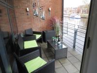 3 Emperors Wharf with Stunning River Views - Chambres d’hôtes York