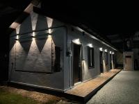 B&B Pantai Cenang - ZUSCH STUDIO - Bed and Breakfast Pantai Cenang