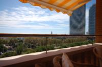 Lets Holidays Apartment Sea Views in Barcelona - Bed and Breakfast Barcelona