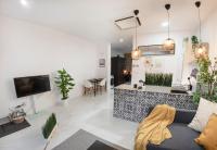 Artistic Digital Retreat-Great Location Near Metro - B&B Valencia