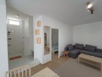 T2 rénové en RDC avec cour, Intra Muros Avignon - B&B Avignone