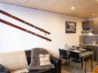 B&B Val Thorens - Appartement Val Thorens, 3 pièces, 4 personnes - FR-1-637-37 - Bed and Breakfast Val Thorens