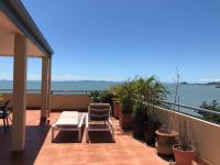 B&B Yeppoon - Stunning Villa Views,Pool, Sleeps 8 - Bed and Breakfast Yeppoon