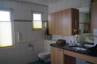 Posto Letto in Dormitorio Misto con 4 Letti