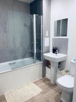 Stunning 1 Bed Luxury Apartment - B&B Erith