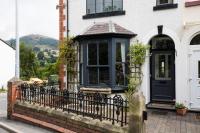 B&B Llangollen - 1 Bodwen Villas - Bed and Breakfast Llangollen