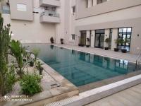 Magnifique appartement avec terrasse et piscine - Ferienwohnung