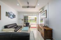 Seaside Private Bungalow, Tg Bungah - B&B Tanjung Bungah