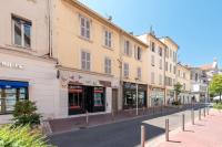 Luxury Apartment 100 m to Palais des Festivals - B&B
