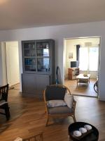 Nice 120m with garden near the sea - B&B