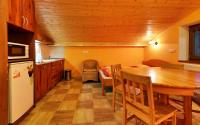 One-Bedroom Apartment (4 Adults)