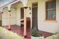 The Modern Victorian 200 metres from CBD - B&B