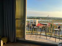 Dreibettzimmer mit Balkon