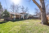 @ Marbella - Spacious and Modern Home in Arvada - B&B