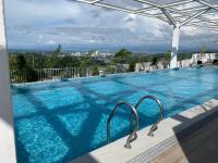 B&B Cagayán de Oro - Primavera City Brand New Condo Uptown Cagayan de Oro with pool and gym One minute walk from Mall - Bed and Breakfast Cagayán de Oro