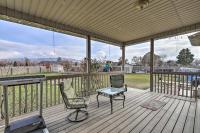 Riverton Home with Gas Grill and Private Deck! - B&B Riverton