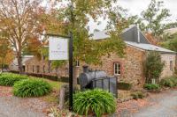 B&B Gumeracha - Randell's Mill - Adelaide Hills - Romantic Loft Stays - Bed and Breakfast Gumeracha