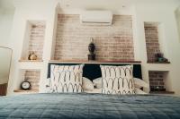 Luxury King Room 7