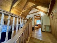 Waterfront Timber-Frame Cottage! - Chambres d’hôtes Ucluelet