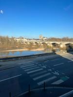 Cosy Loire, T2 neuf, front de Loire ,vue cathédrale,5min à pied centre ville et parking privé - Chambres d'hôtes Orléans