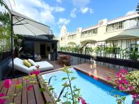 B&B Panama City - AmazINN Places Casco Viejo private Rooftop and Jacuzzi - Bed and Breakfast Panama City