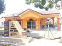 Homestay Ira Jaya - 4 Unit Rumah - B&B Kangar