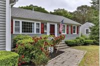 A Cozy Cape house steps to Restaurants & Beaches ~1.4 miles down scenic roads - Ferienwohnung Yarmouth