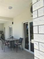 Apartman Dobrić - Ferienwohnung