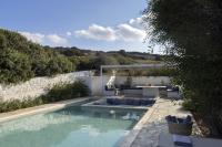 Villa Alkyoni · Beautiful 8-person Family Villa with Great Views - Chambres d'hôtes Naoussa