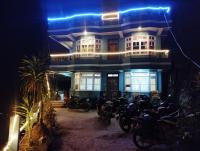 Roofscape Homestay - Bed and Breakfast