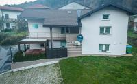 Hiša Bohinc z wellnessom - B&B Tolmino