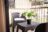 Luxury, cozy apartment Alma Rosa /15 min airport - B&B
