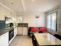 Charmant F2 avec Wifi à 150m des Thermes et centre-ville de Lamalou-les-Bains - FR-1-451-149 - B&B