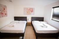 3 Bedroom Miami Home 15 Minutes to the Beach - Chambres d'hôtes Miami