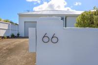 B&B Warrnambool - Jukes Retreat - Light & bright home ready to enjoy - Bed and Breakfast Warrnambool